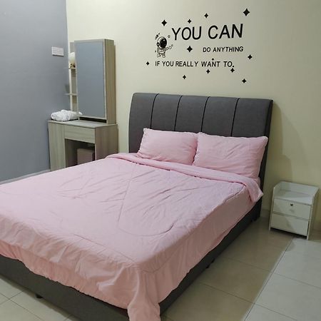 My Homestay Sitiawan - Astronaut Space House 8 Pax Exterior foto